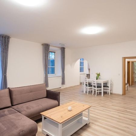Hotel Zamecek Raspenava Eksteriør bilde