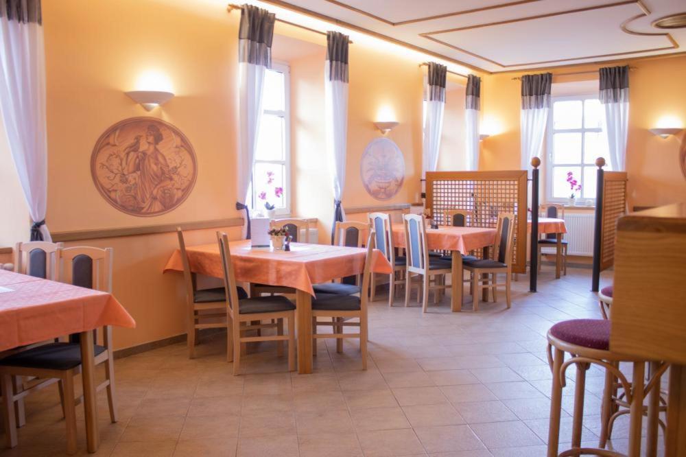 Hotel Zamecek Raspenava Eksteriør bilde